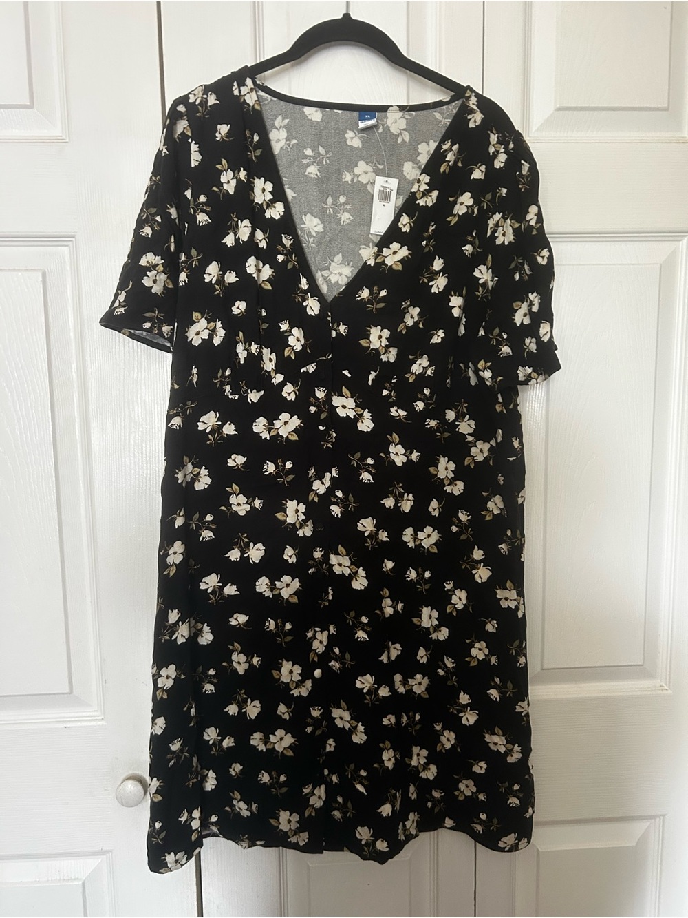 Old Navy Black Floral Dress